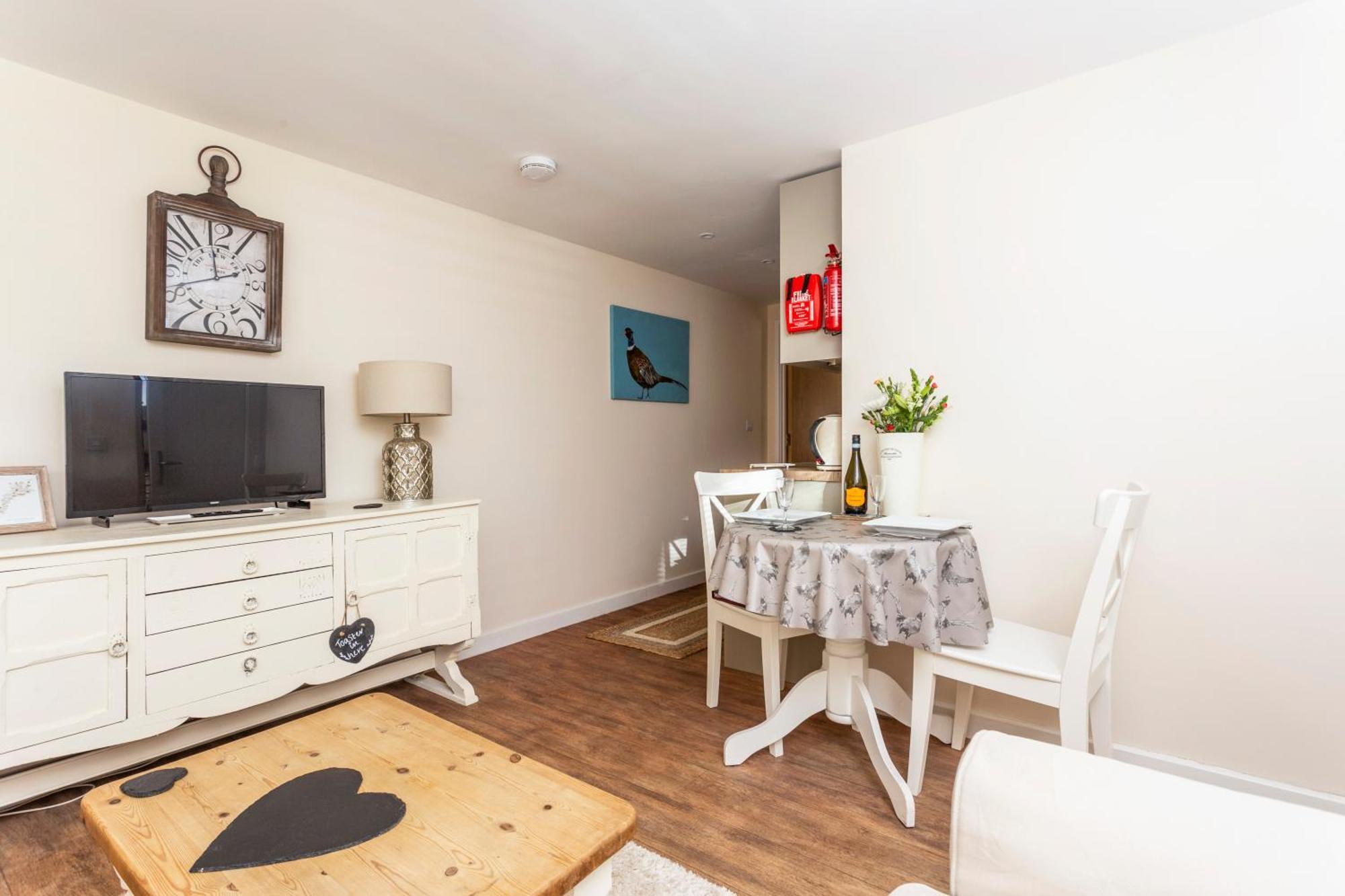 Bridge Farm Holiday Cottages Honeybourne Szoba fotó